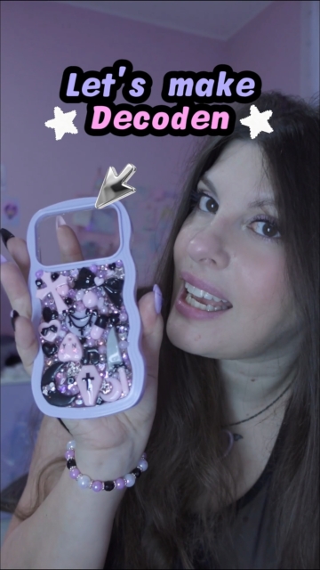 You can tell I like this case A LOT!!!
#yamikawaii #decoden #pastelgoth #jiraikei #customcase
