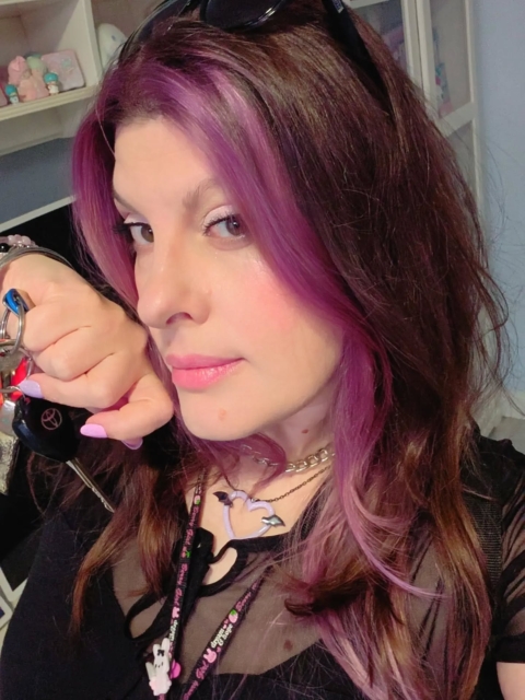 Life has been a little tough lately, with quite a few sad things happening, but I’m trying to focus on the good stuff~⁡

♡ I put some purple in my hair
♡ I attended a wonderful art event
♡ The debut of my new brand style
♡ I got a new piece of art and made my studio even cuter
♡ I made new accessories and I’m feeling super creative⁡
⁡⁡♡ I'm showing my face and talking in english in my video ⁡⁡
⁡♡ And finally, I successfully posted on social media every single day!
Posting every day for at least 30 days was one of my goals, and I actually did it! Now I’m trying to keep it going~
⁡
My next goal are:⁡
- finally finish my webshop⁡
⁡- start posting on youtube⁡
⁡- stream more as vtuber ⁡
⁡- attend more events as exhibitor⁡
⁡⁡