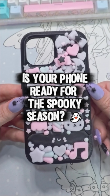 🎃👻 Is your phone ready for Halloween? 🖤✨ 
#decoden #kawaii #halloween #pastelgoth